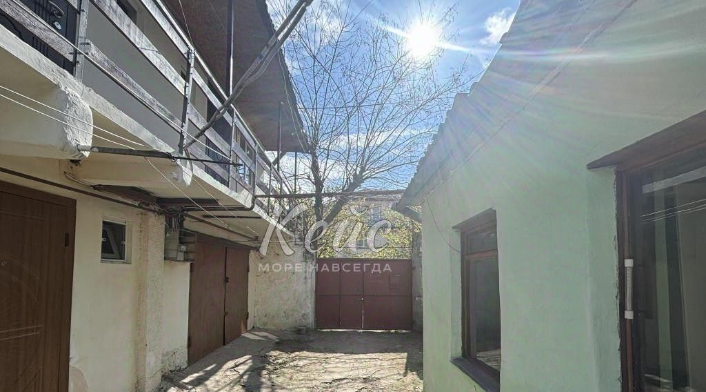 квартира г Феодосия ул Кочмарского 48 фото 1
