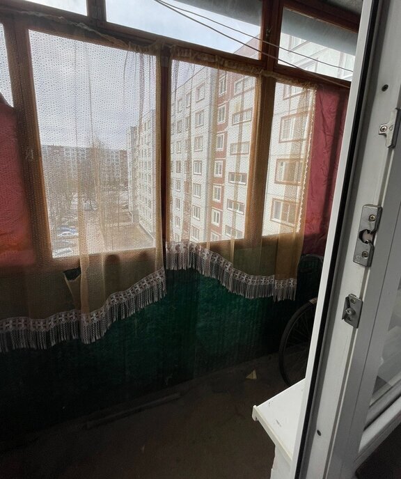 квартира г Великий Новгород Западный ул Кочетова 9 фото 7