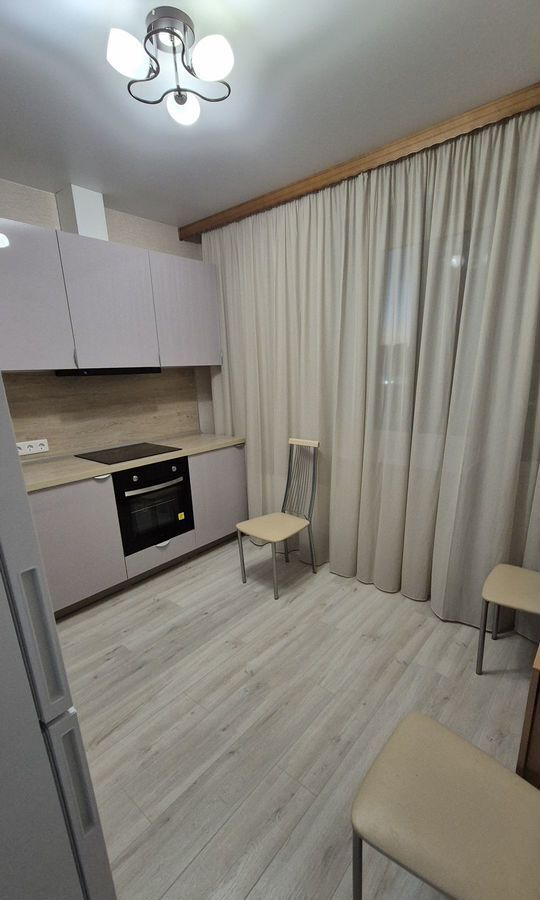 квартира г Красноярск р-н Свердловский ул Судостроительная 25д фото 3