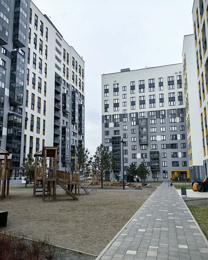 квартира г Екатеринбург р-н Чкаловский ул Чемпионов 15 фото 14
