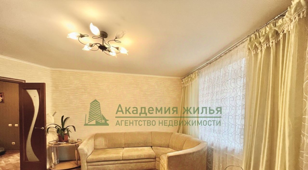 квартира г Энгельс ул Маяковского 48а фото 1