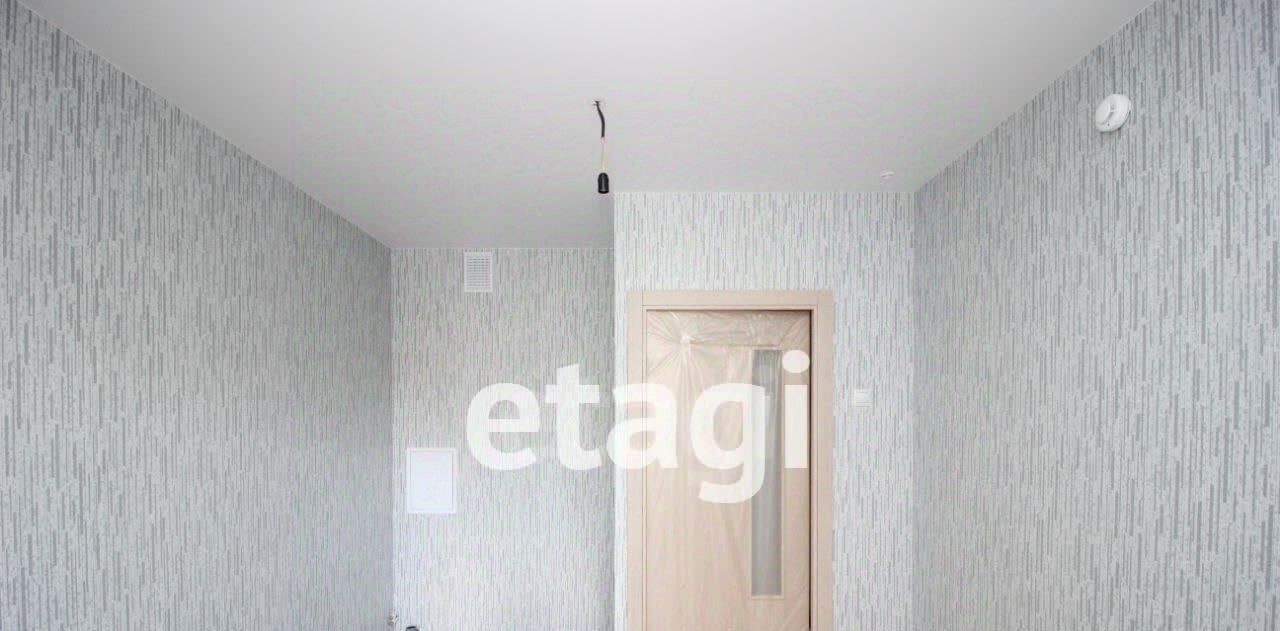 квартира г Красноярск р-н Кировский ул Кутузова 2с/4 фото 3