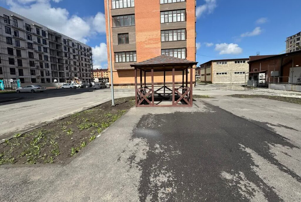 квартира г Владикавказ ул Курсантов-Кировцев 27ак/1 фото 25