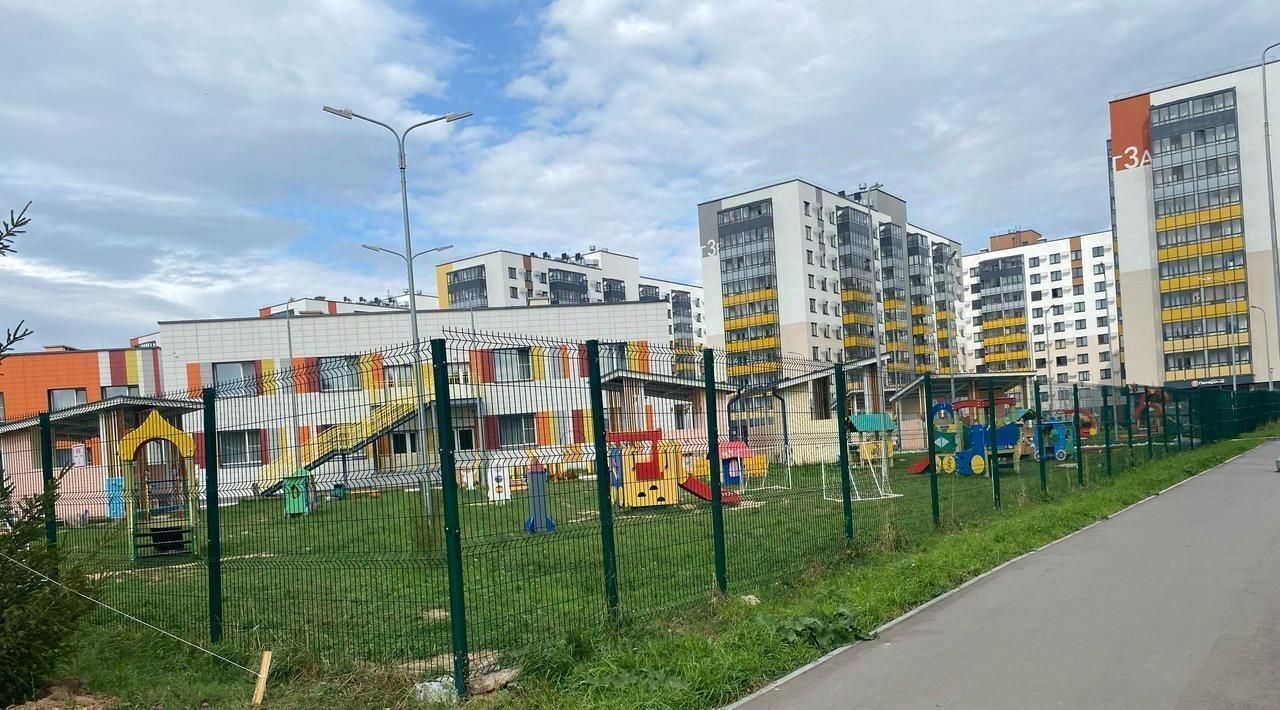 квартира г Казань Авиастроительная ул Генерала Махмута Гареева 5 фото 3