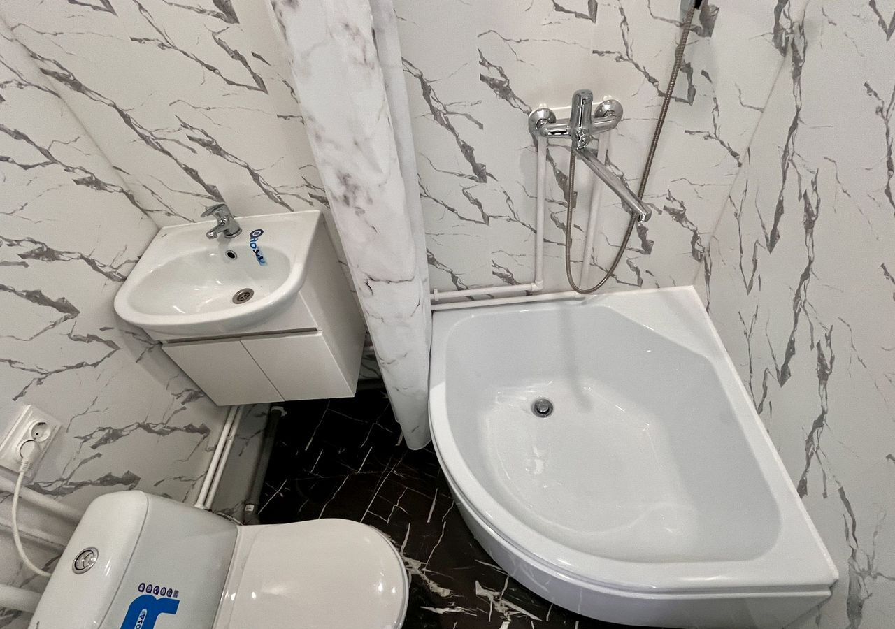 квартира г Великий Новгород Западный ул Кочетова 30 фото 11