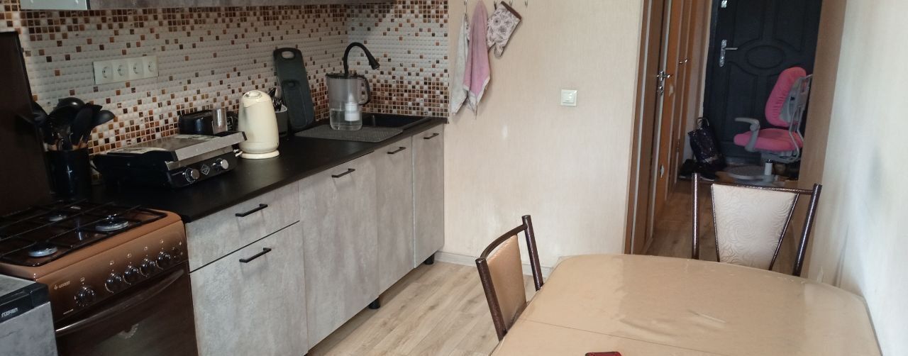 квартира г Саратов р-н Кировский ул им Батавина П.Ф. 12 фото 6