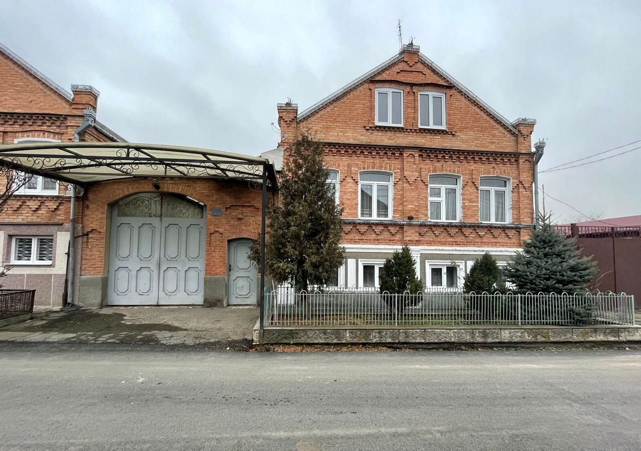 дом г Владикавказ пгт Заводской ул Горняков 48а Республика Северная Осетия — г. о. Владикавказ фото 1