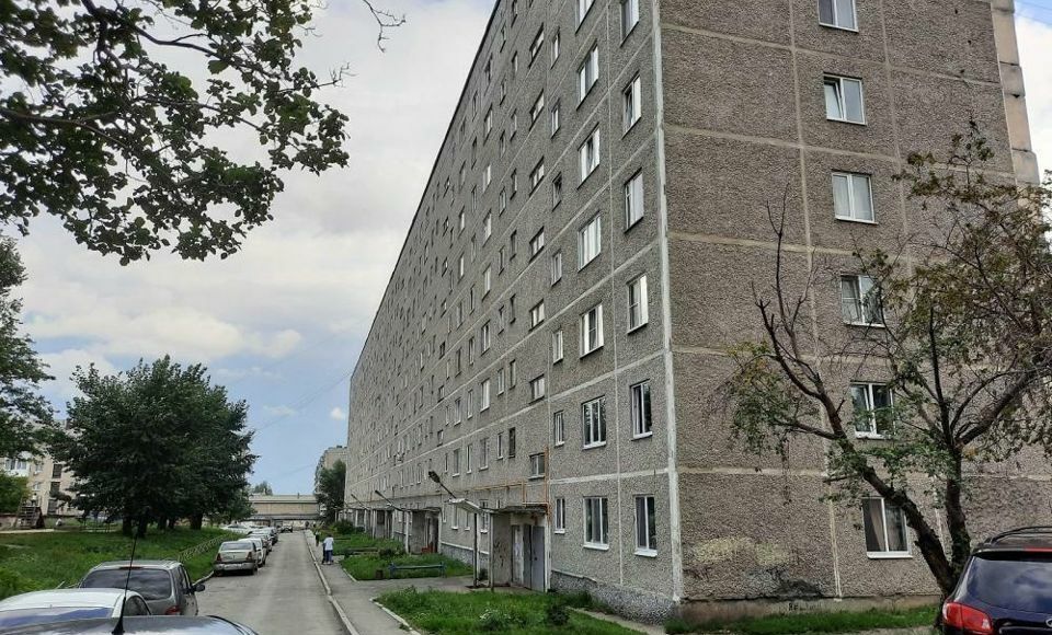 квартира г Екатеринбург р-н Октябрьский ул Ялунинская 4 фото 1