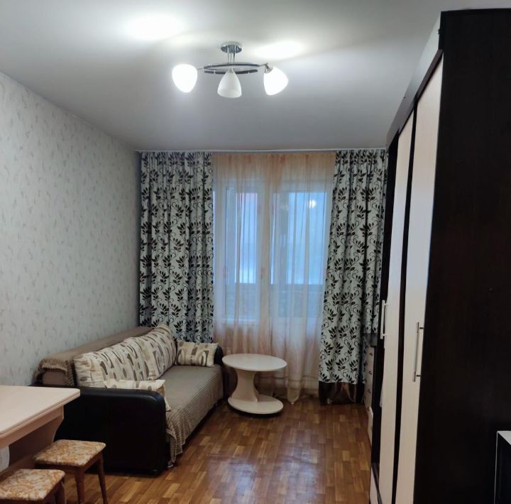 квартира г Красноярск р-н Свердловский ул Карамзина 14 фото 1
