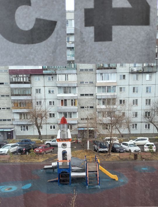 квартира г Красноярск р-н Советский Зеленая Роща ул Воронова 11а фото 1
