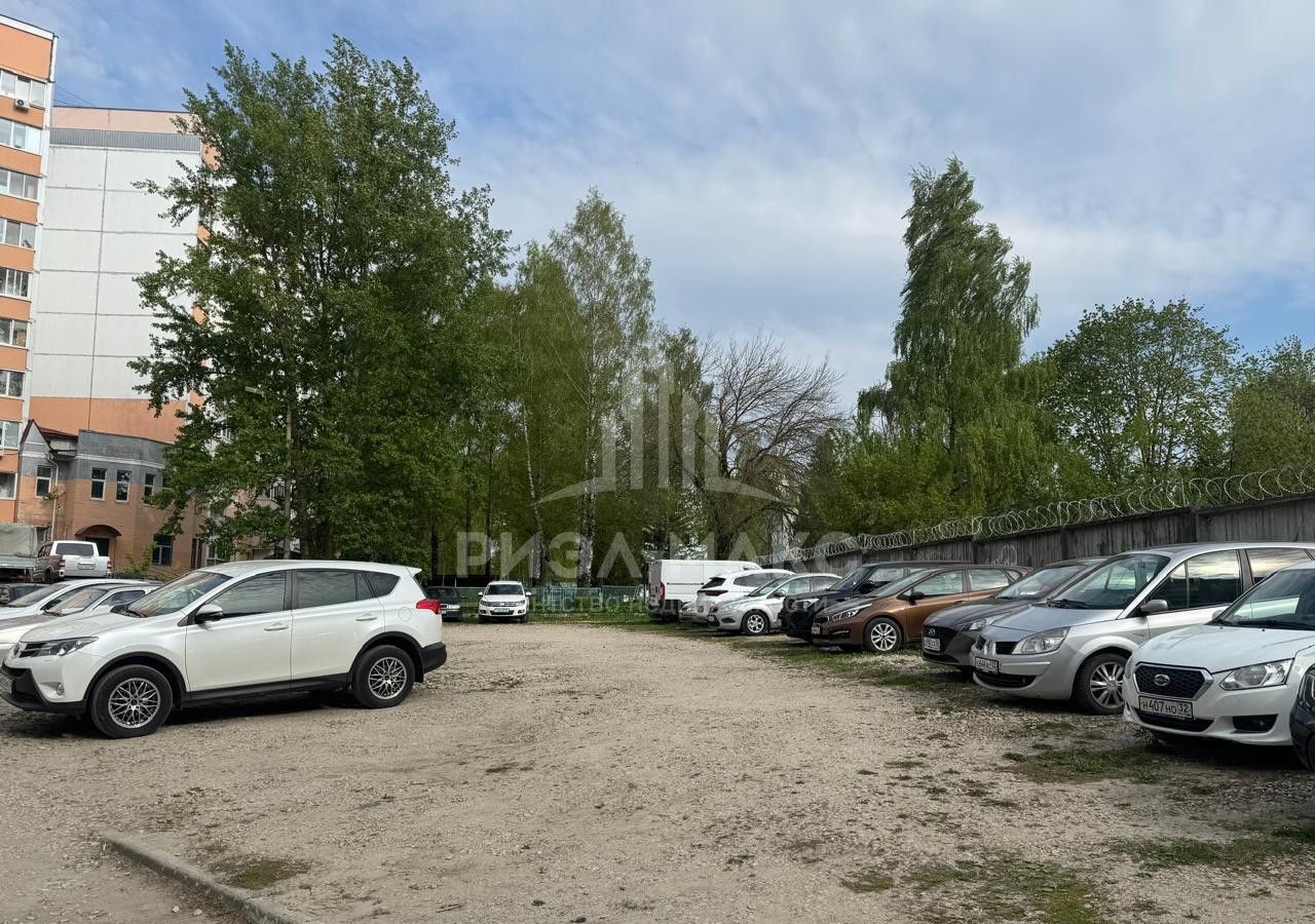 квартира г Брянск р-н Советский ул Романа Брянского 15/1 фото 24
