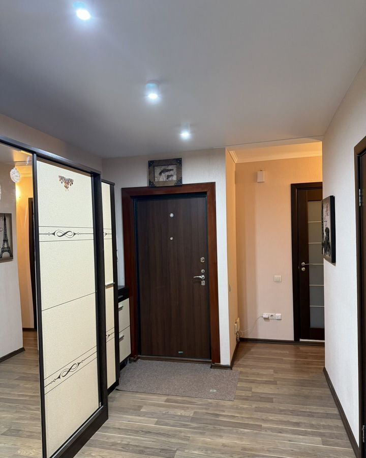 квартира г Губкинский 14-й мкр-н, 16, Тюменская обл. фото 12