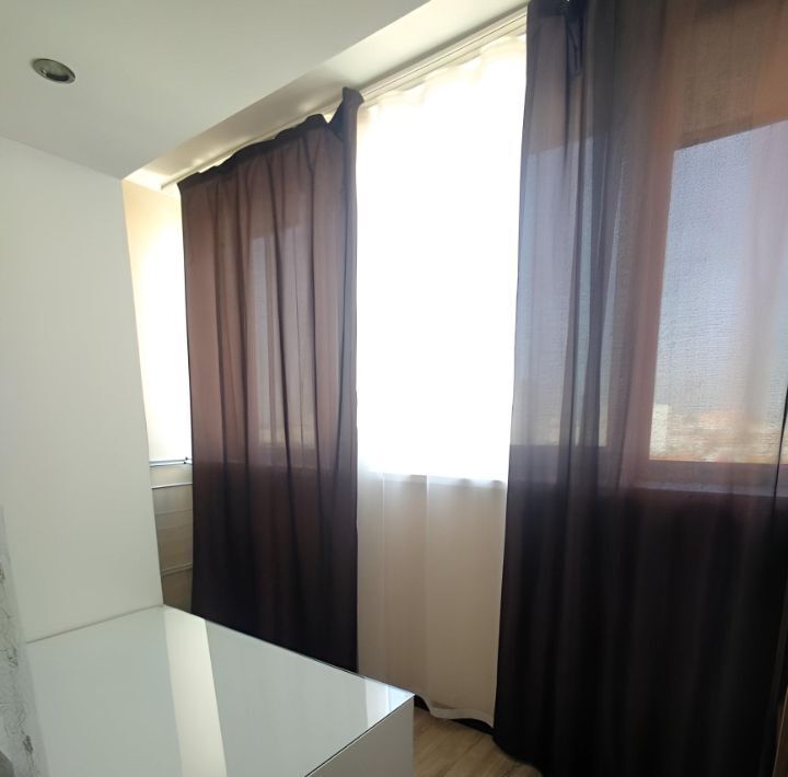 квартира г Тольятти р-н Автозаводский б-р Цветной 7 16-й кв-л фото 7