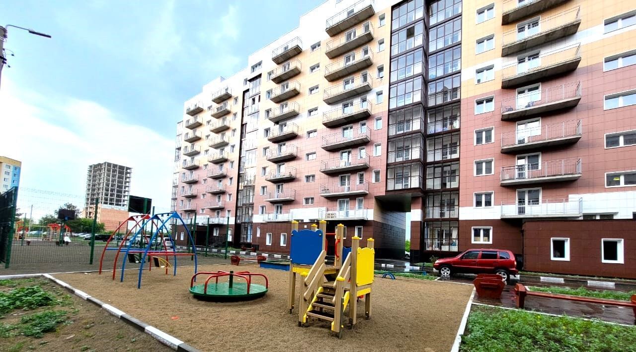 квартира г Омск р-н Кировский ул 3-я Енисейская 32 фото 1