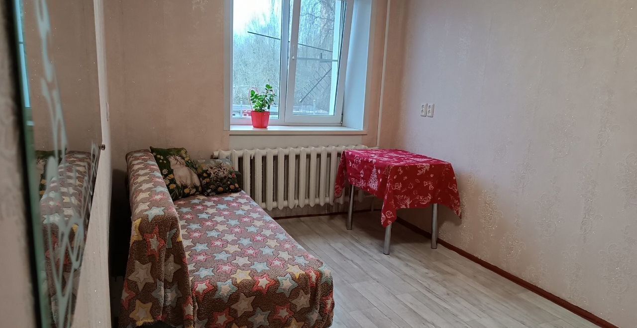 комната г Киров р-н Первомайский ул Боровая 28 мкр-н Коминтерновский фото 1