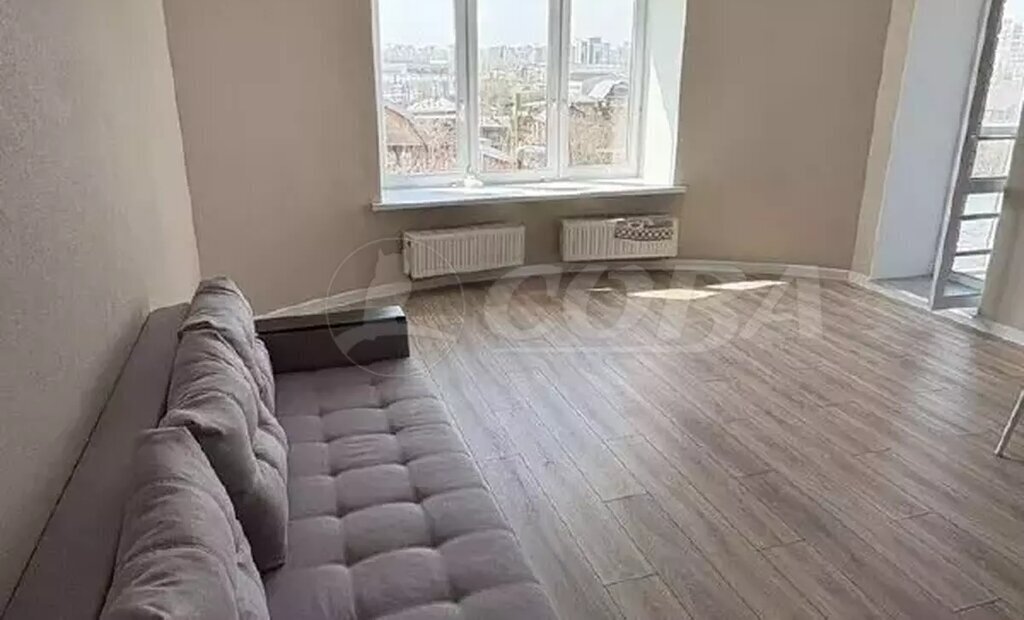 квартира г Тюмень ул Мельникайте 150 фото 1