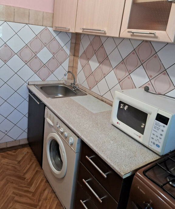 квартира г Волгодонск улица Максима Горького, 100 фото 8