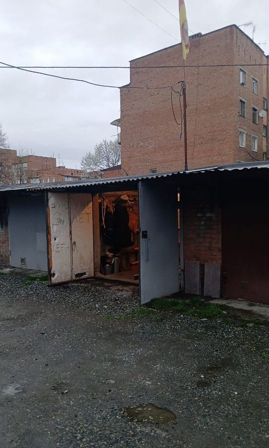гараж г Владикавказ р-н Северо-Западный ул Генерала Дзусова 34 Республика Северная Осетия — Владикавказ фото 3