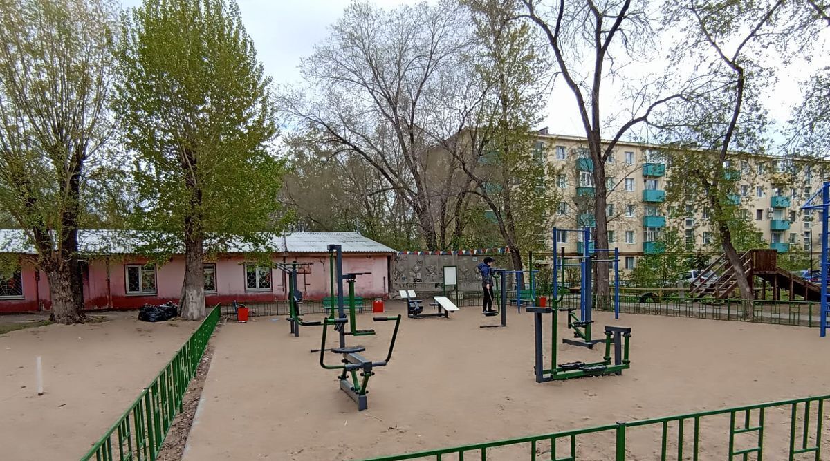квартира г Омск р-н Советский Городок Нефтяников ул 20 Партсъезда 50а фото 12