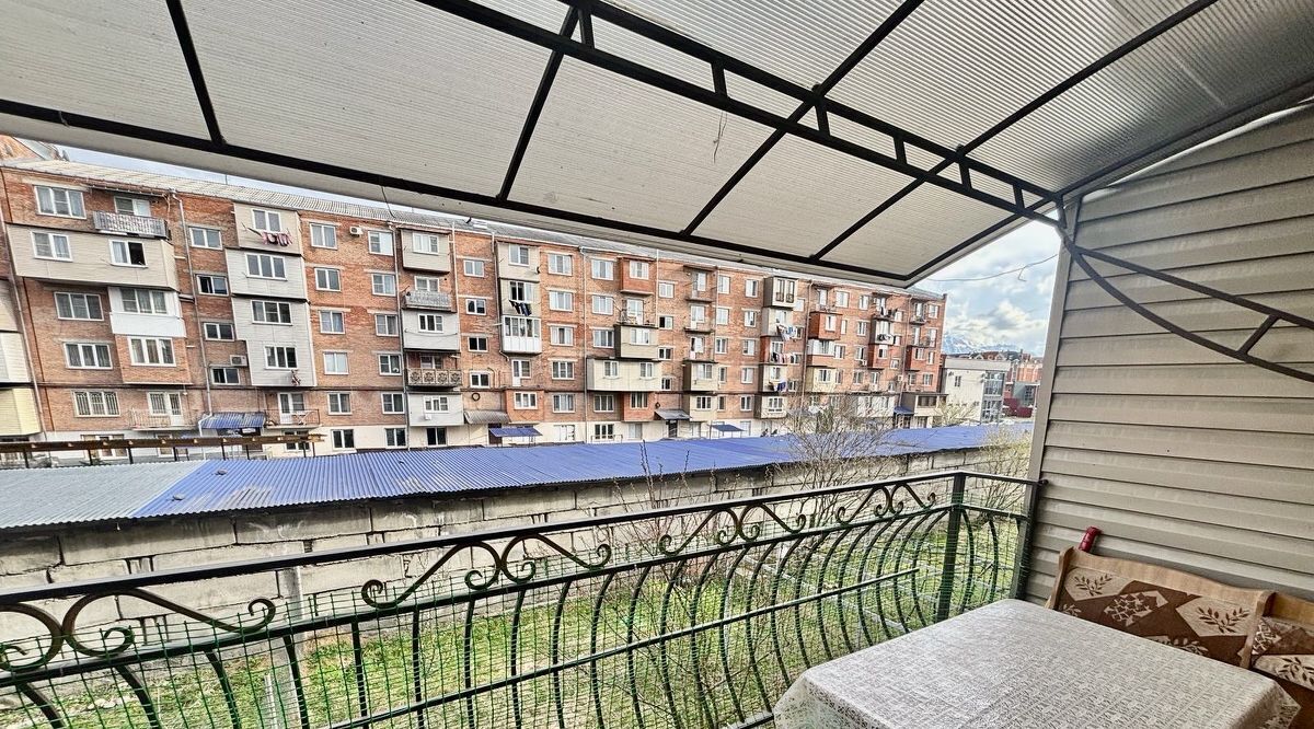 квартира г Владикавказ р-н Северо-Западный ул Весенняя 50 фото 7