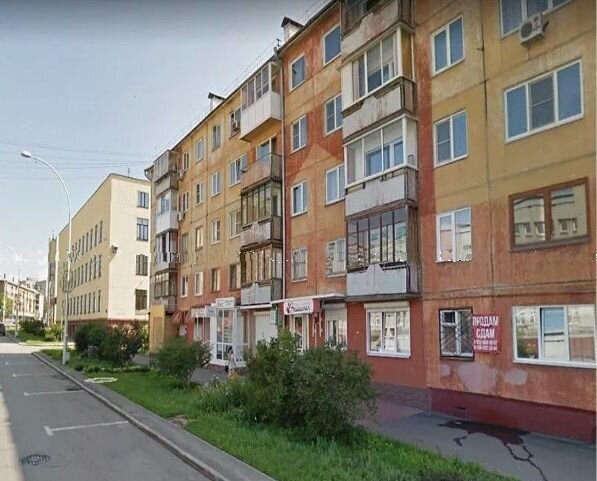 квартира г Кемерово р-н Центральный ул Красная 10 фото 2
