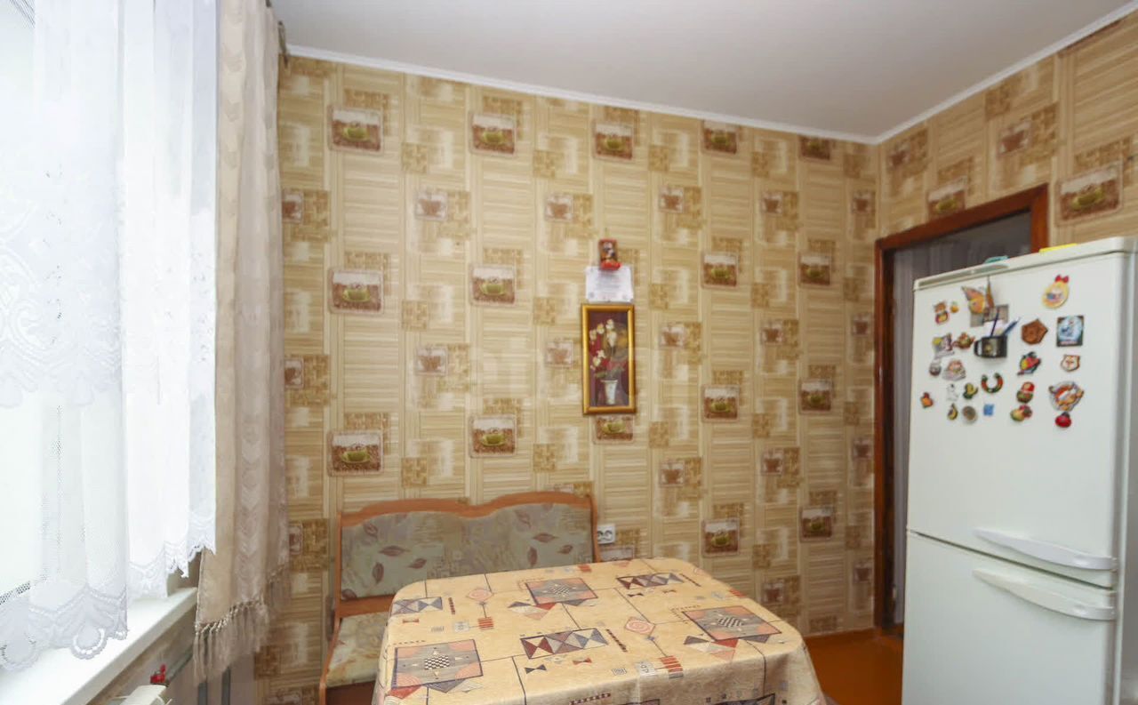 квартира г Омск р-н Кировский б-р Зеленый 10/2 6-й мкр-н фото 12