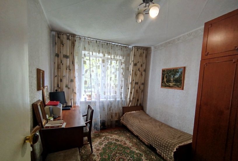 квартира г Новокузнецк р-н Центральный ул Тольятти 56 Кемеровская обл. — Кузбасс фото 8
