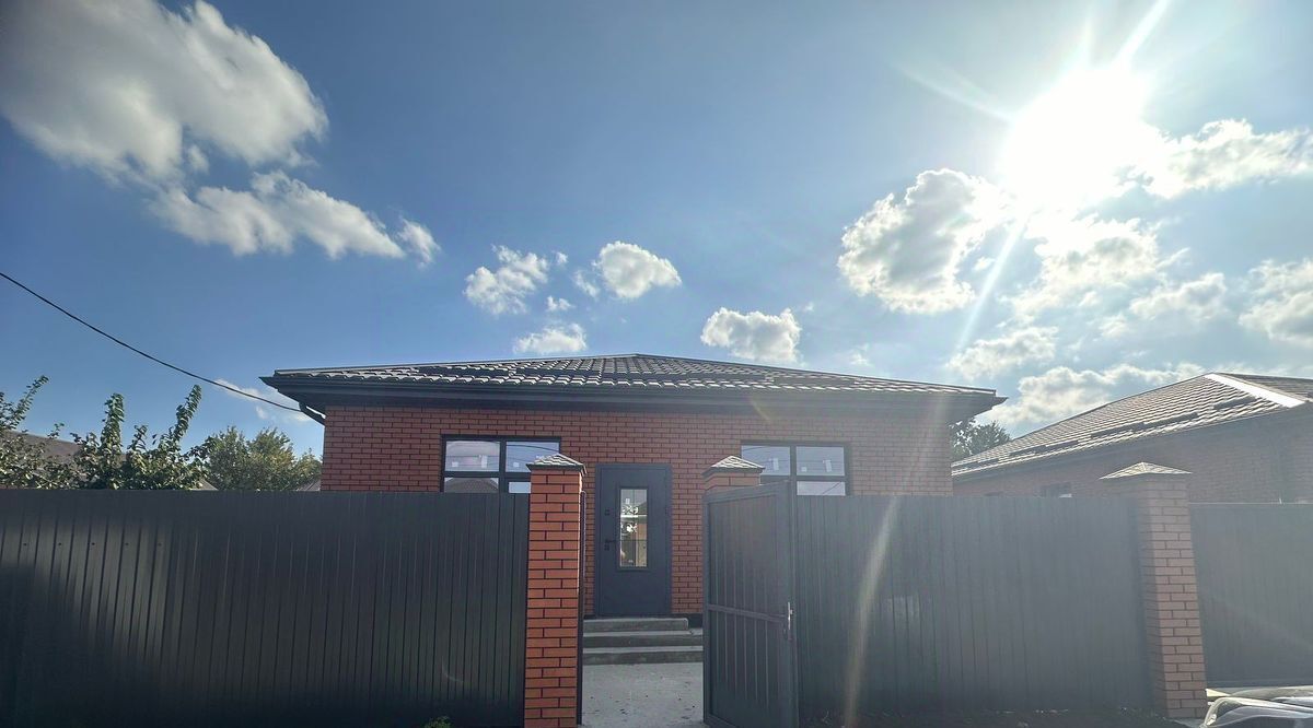 дом г Краснодар п Индустриальный р-н Прикубанский 2 фото 1