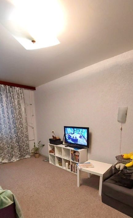 комната г Санкт-Петербург метро Улица Дыбенко ул Тельмана 43к/4 фото 3