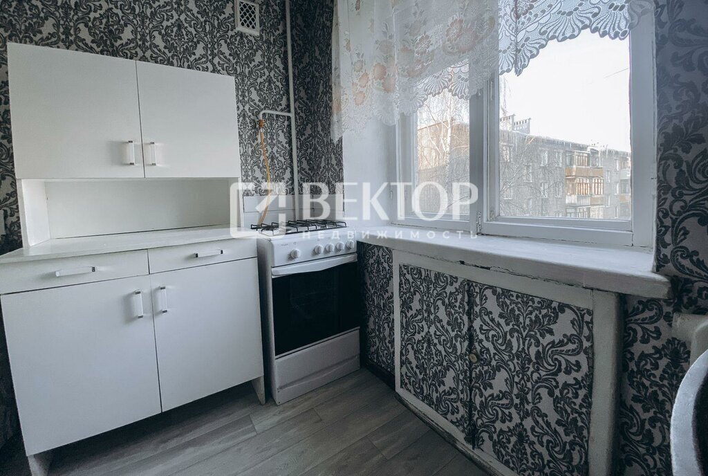 квартира г Ярославль ул Большая Октябрьская 124/15 фото 1