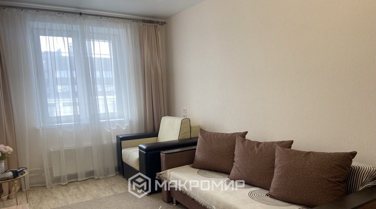 квартира г Челябинск р-н Курчатовский ул Маршала Чуйкова 32 фото 1