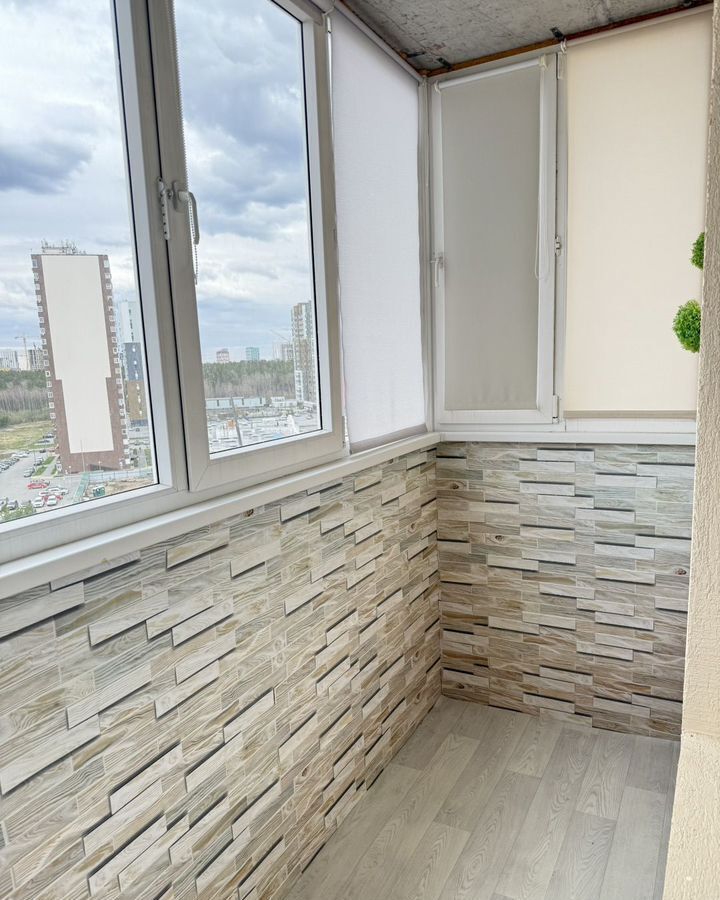 квартира г Тюмень р-н Калининский ул Фармана Салманова 10 фото 4