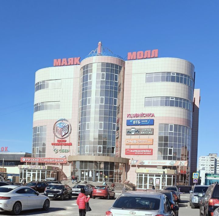 торговое помещение г Омск р-н Кировский пр-кт Комарова 6/1 фото 5