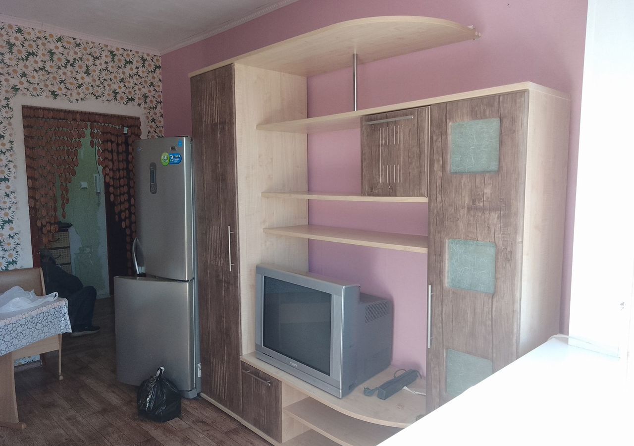 квартира г Тольятти р-н Автозаводский ул Ворошилова 15 фото 1