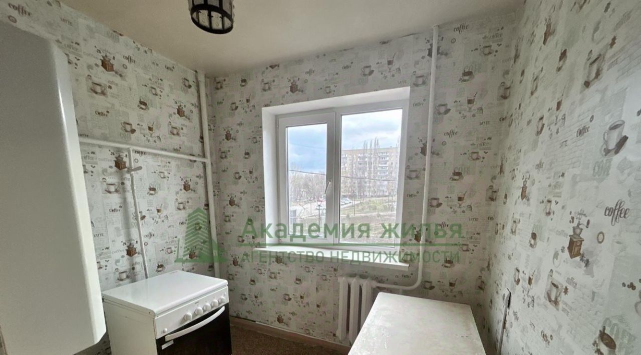 квартира г Саратов р-н Заводской ул 4-я Нагорная 25 фото 1