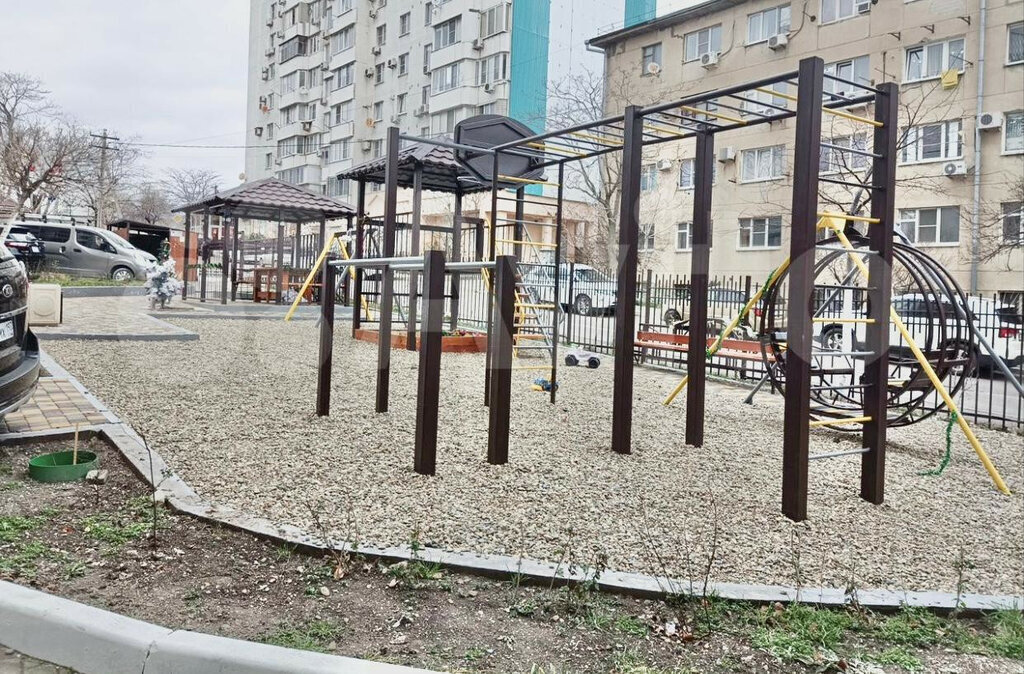 квартира г Новороссийск ул Черняховского 21 фото 4