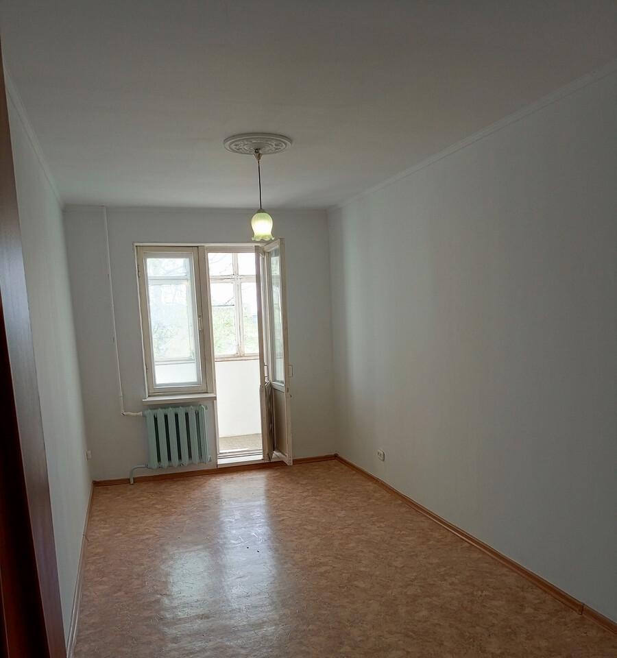 квартира г Омск п Чкаловский м-н, 75 Гвардейской бригады, 1Б фото 6