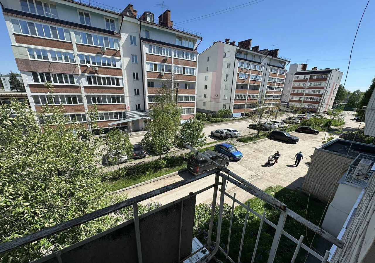 квартира г Кинель пгт Усть-Кинельский ул Спортивная 12а фото 1