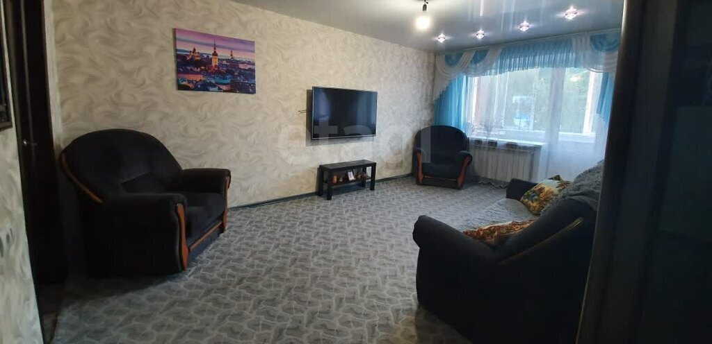 квартира г Горно-Алтайск пр-кт Коммунистический 33 фото 1