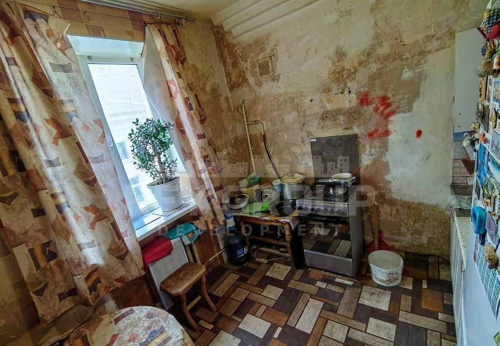 комната г Екатеринбург р-н Орджоникидзевский ул Уральских рабочих 52а Проспект Космонавтов фото 7