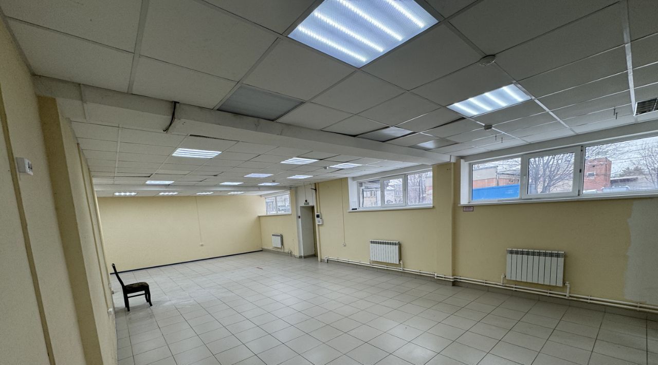 торговое помещение г Казань Яшьлек ул Адоратского 12б фото 6