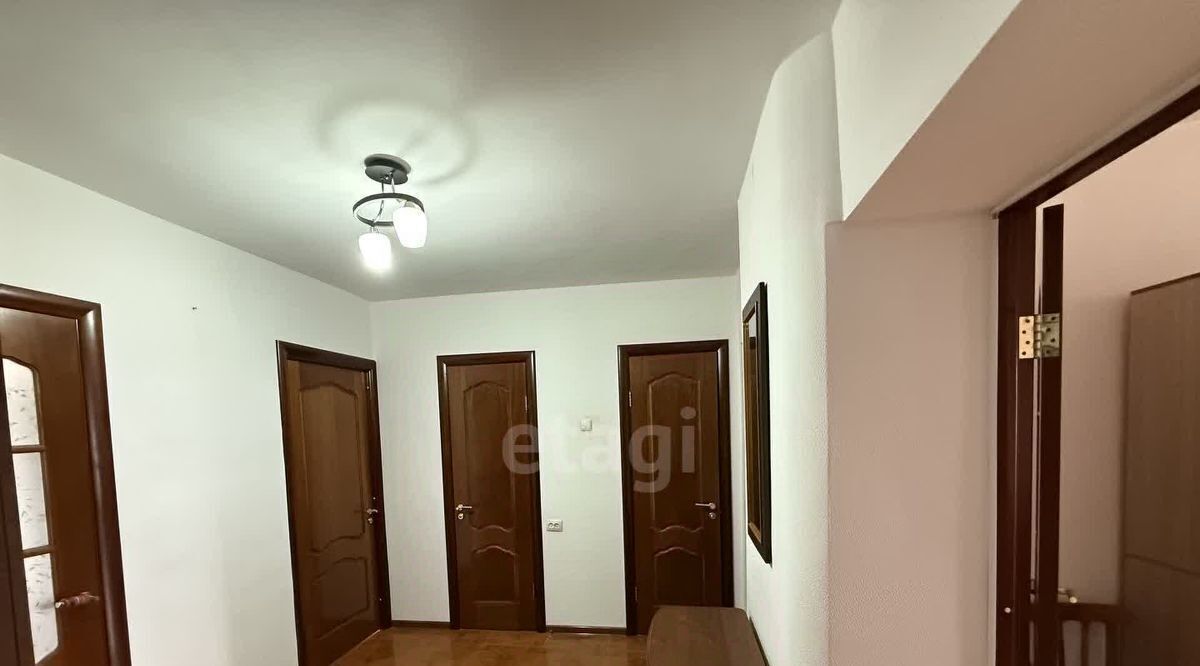 квартира г Горячий Ключ ул Революции 3 фото 13