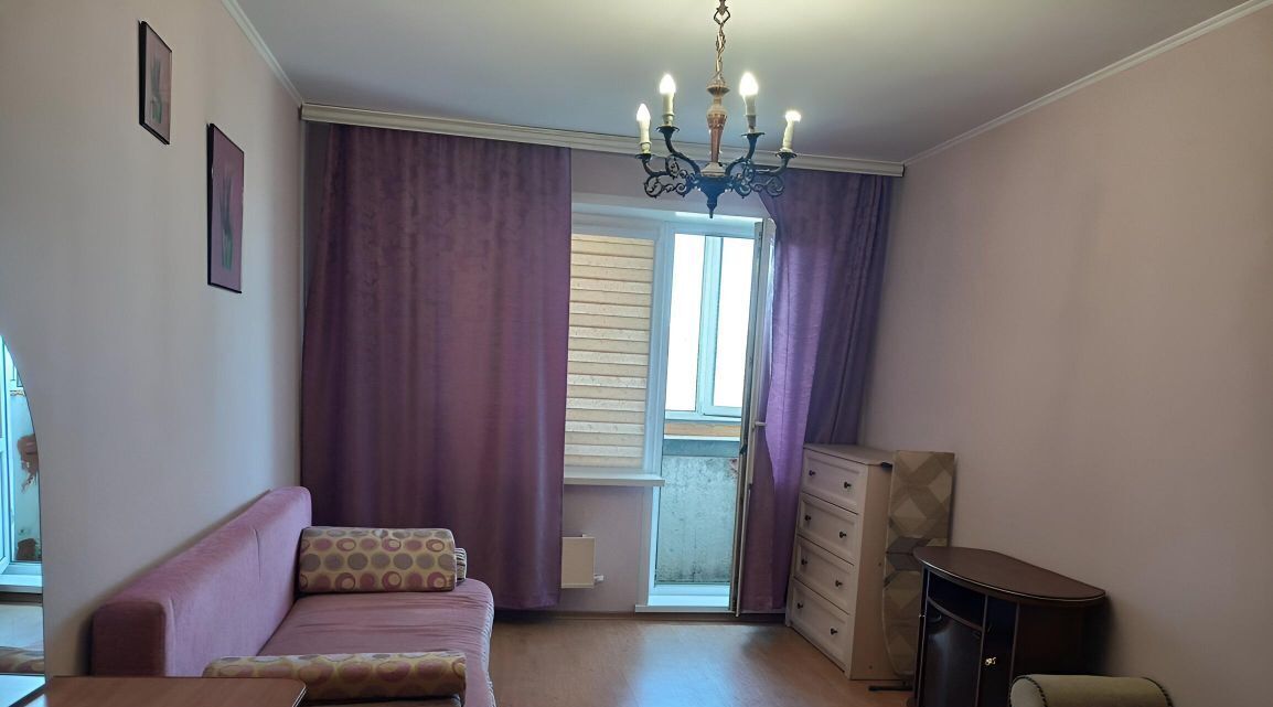 квартира г Тольятти р-н Автозаводский 16 квартал ул Автостроителей 25 фото 4