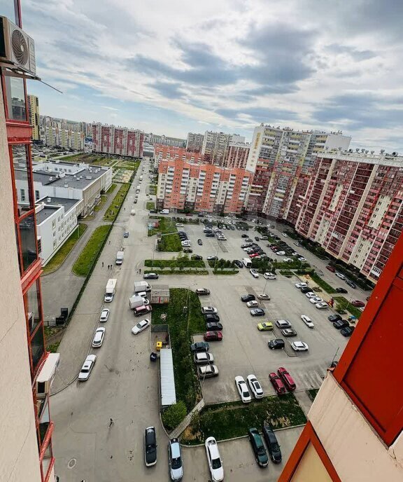 квартира г Челябинск р-н Калининский ул 40-летия Победы 44 фото 8