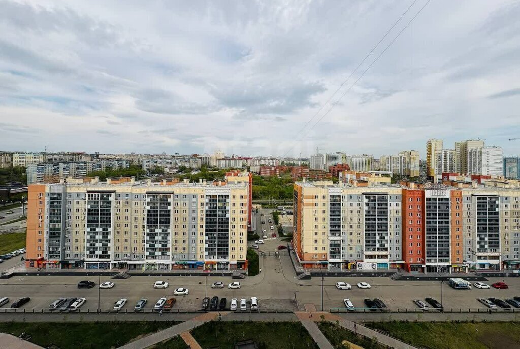 квартира г Челябинск р-н Калининский ул 40-летия Победы 44 фото 16