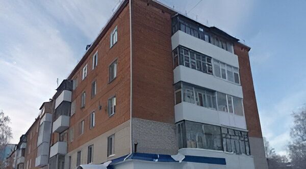 квартира г Тобольск р-н мкр Иртышский Иртышский 2 фото 1