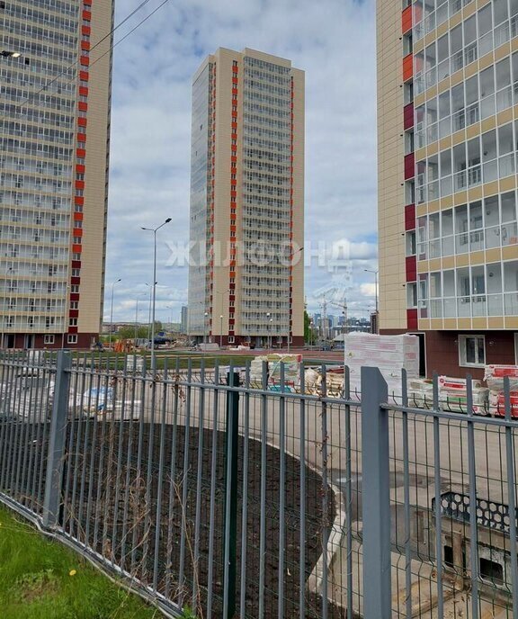 квартира г Красноярск р-н Центральный ул Караульная 39а фото 7