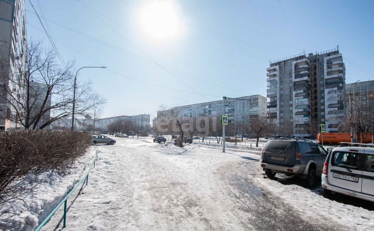 квартира г Новокузнецк р-н Центральный пр-кт Строителей 84 Кемеровская обл. — Кузбасс фото 2