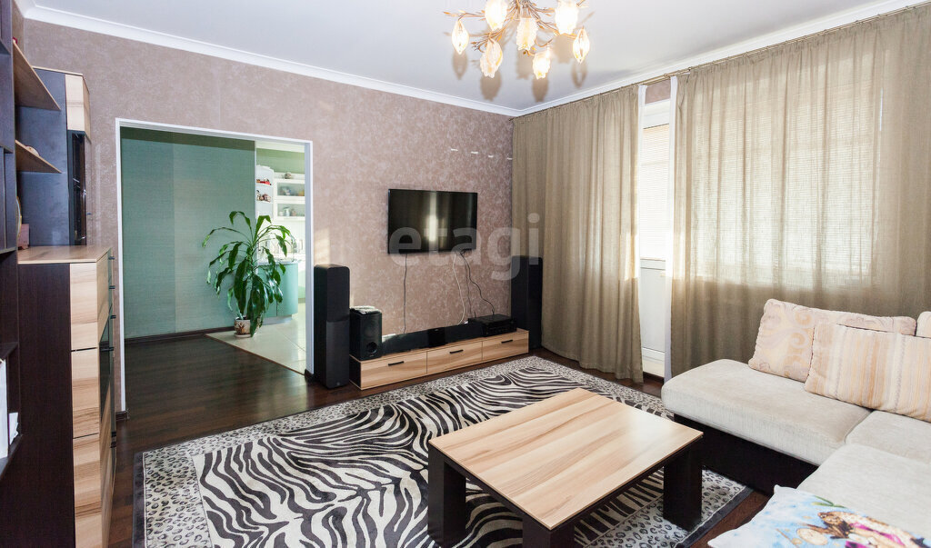 квартира г Абакан ул Торговая 32 фото 3
