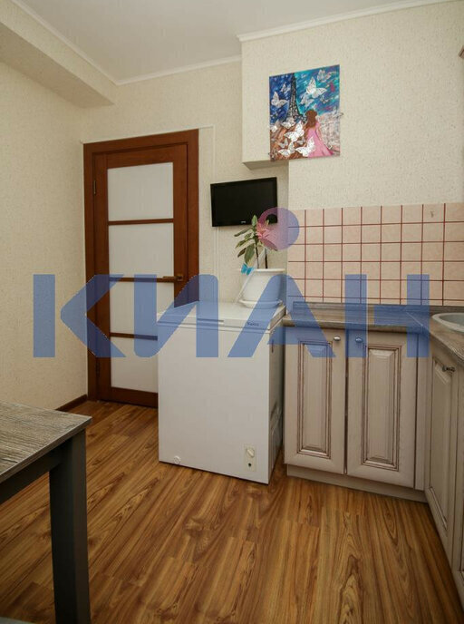 квартира г Красноярск р-н Свердловский ул Парашютная 74а фото 4